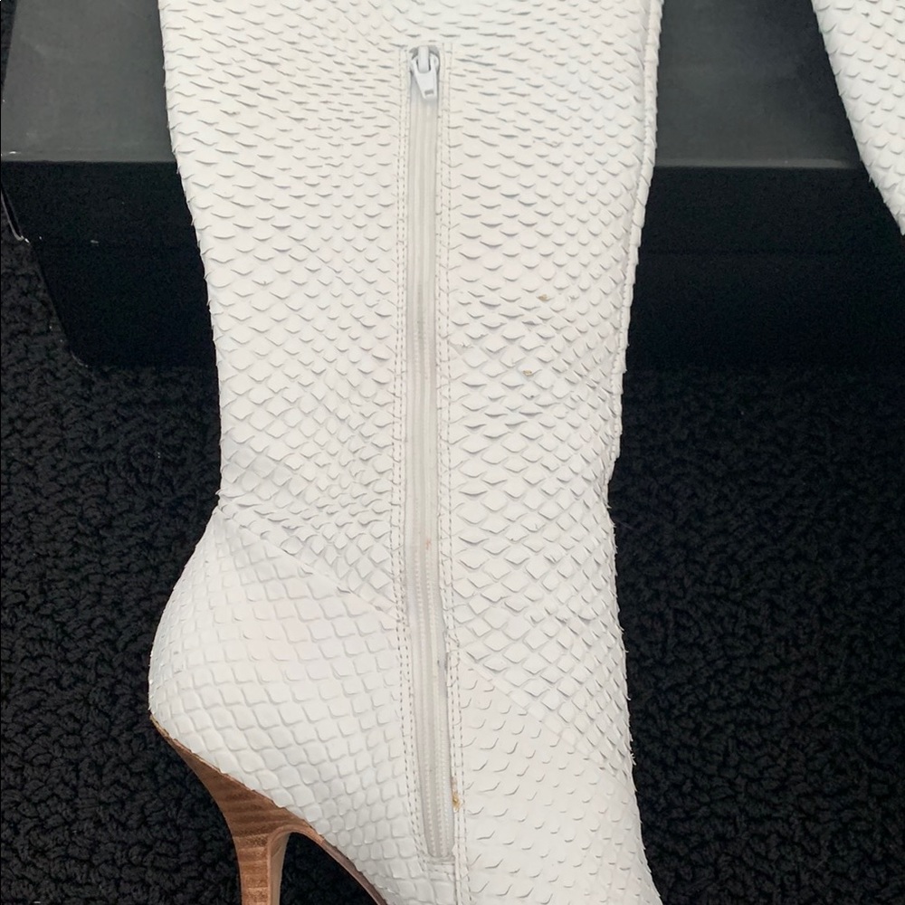 White Textured Knee-High Boots - Picture 13 of 15